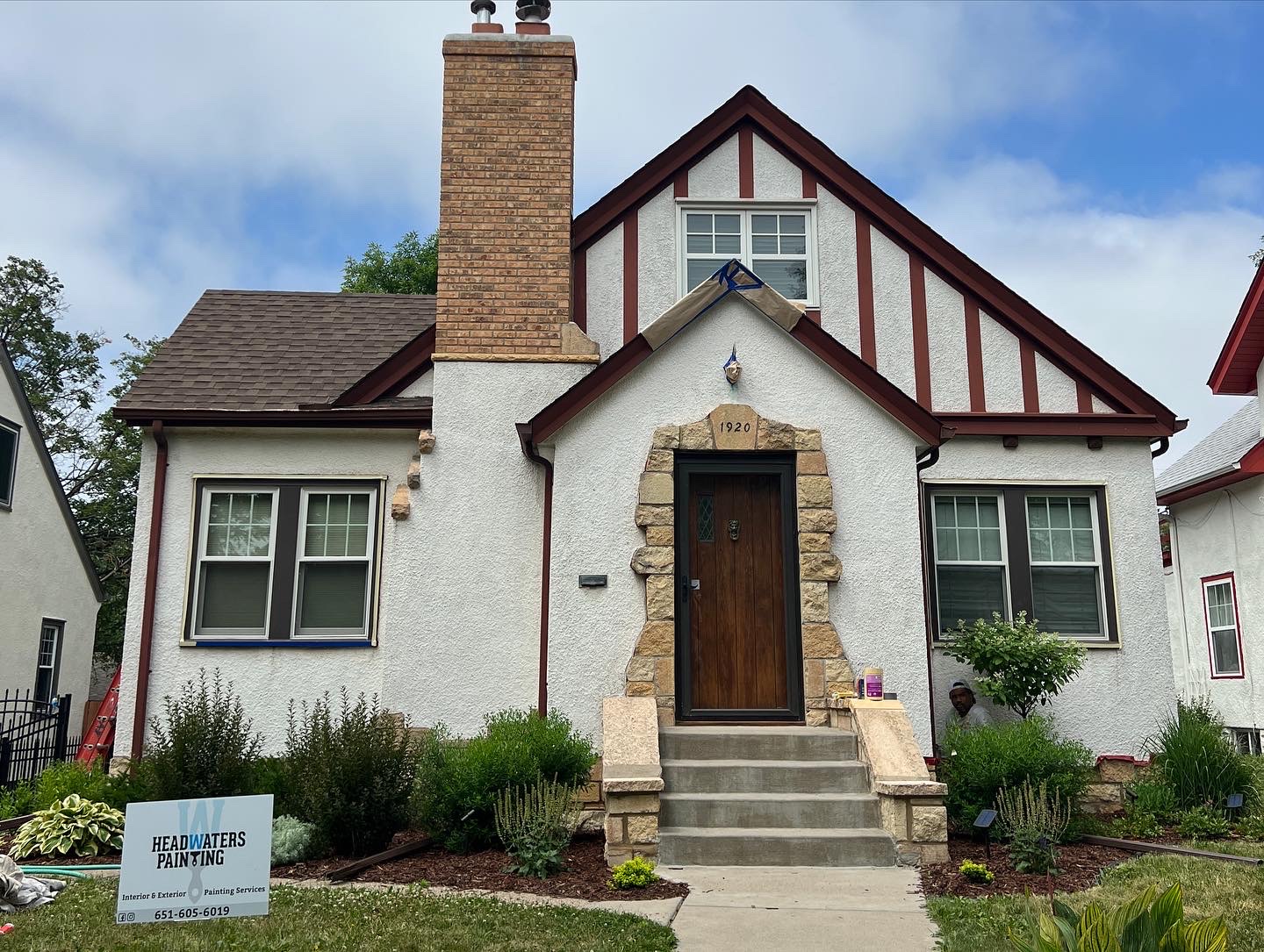 Minneapolis white stucco home